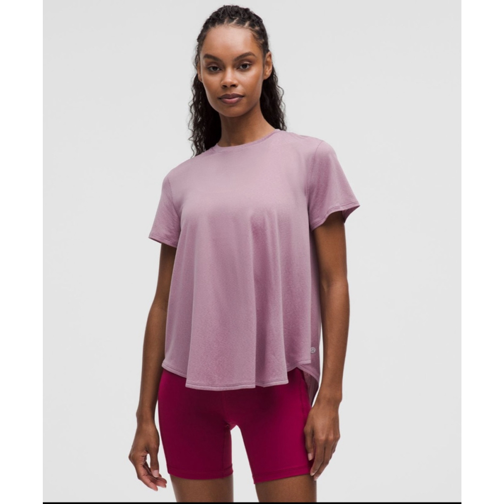 Lululemon Lightweight Split-Back Training Tee Xl … - image 1